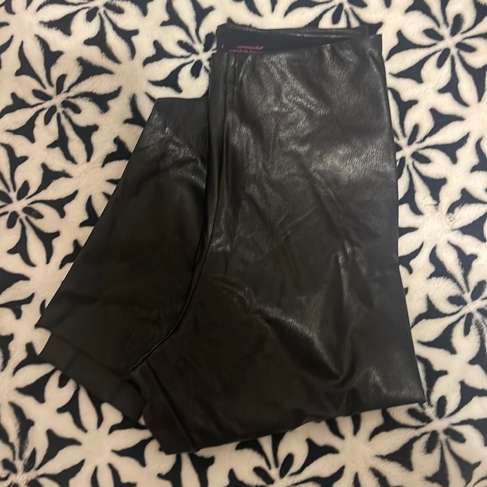 Faux fur leggings